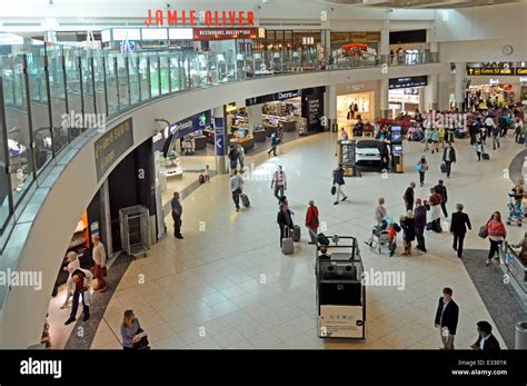 shops at gatwick north.